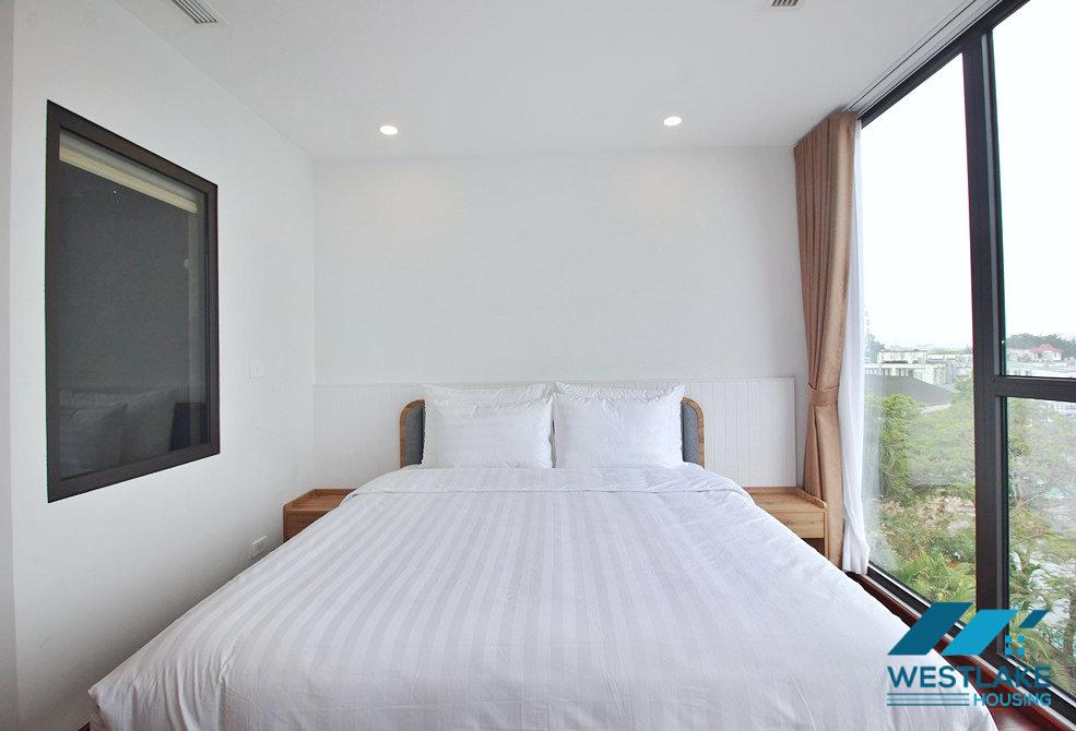 Căn Hộ 2 Phòng Ngủ Hoàn Toàn Mới, Ban Công View Hồ Tuyệt Đẹp Cho Thuê Tại Tây Hồ, Hà Nội