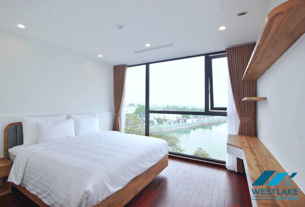 Căn Hộ 2 Phòng Ngủ Hoàn Toàn Mới, Ban Công View Hồ Tuyệt Đẹp Cho Thuê Tại Tây Hồ, Hà Nội