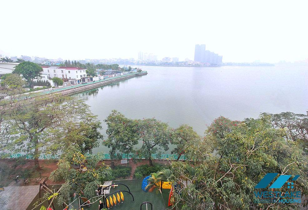 Căn Hộ 2 Phòng Ngủ Hoàn Toàn Mới, Ban Công View Hồ Tuyệt Đẹp Cho Thuê Tại Tây Hồ, Hà Nội