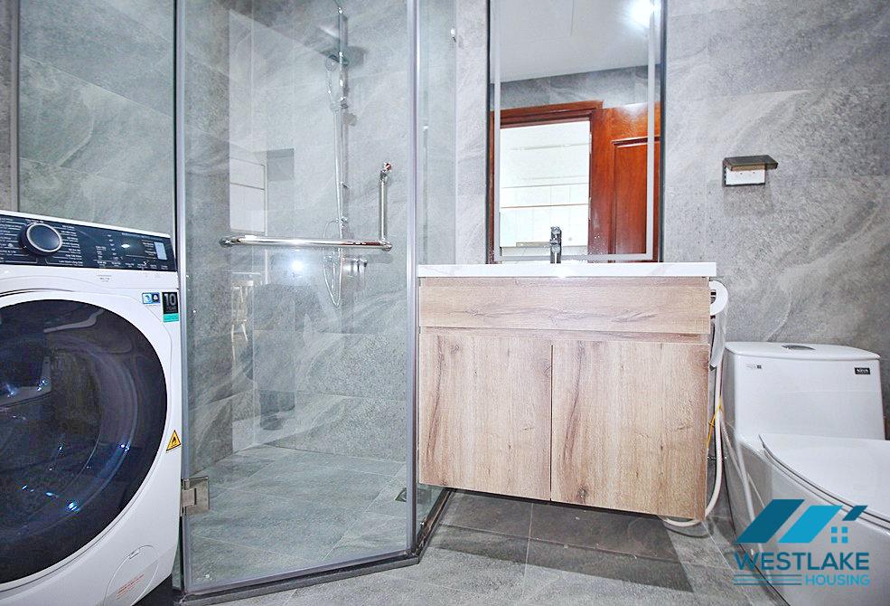 Căn Hộ 2 Phòng Ngủ Hoàn Toàn Mới, Ban Công View Hồ Tuyệt Đẹp Cho Thuê Tại Tây Hồ, Hà Nội