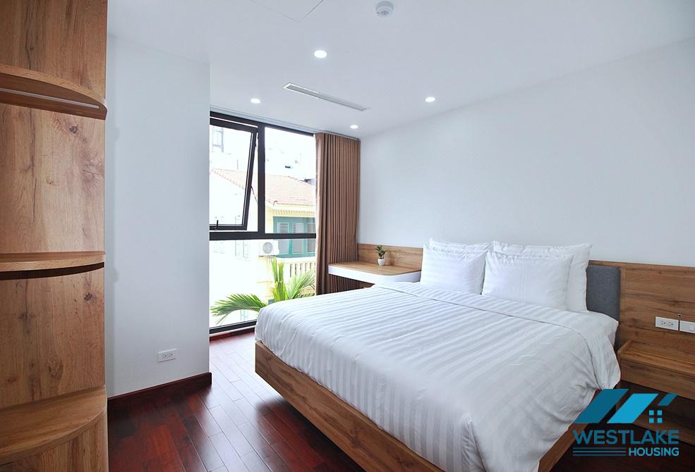 Cho Thuê Căn Hộ 02 Phòng Ngủ Mới, Hiện Đại Tại phố Nhật Chiêu, Tây Hồ, Hà Nội