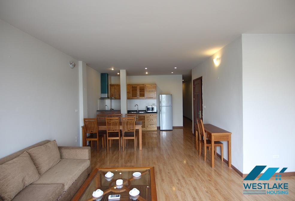 Affordable price 02 bedrooms apartment with West Lake view for rent on Tu Hoa street, Tay Ho, Ha Noi