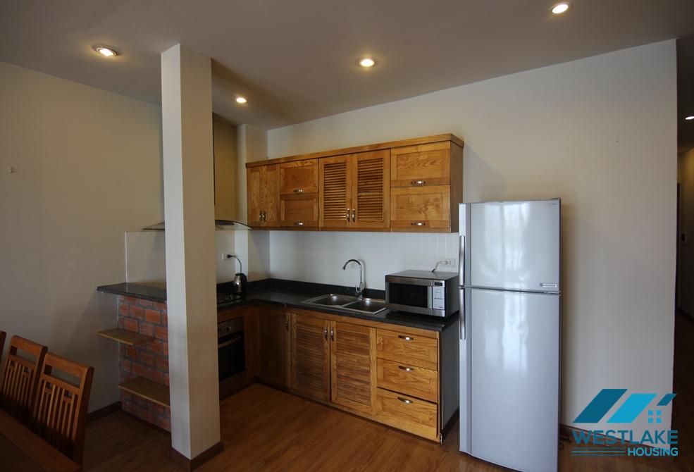 Affordable price 02 bedrooms apartment with West Lake view for rent on Tu Hoa street, Tay Ho, Ha Noi