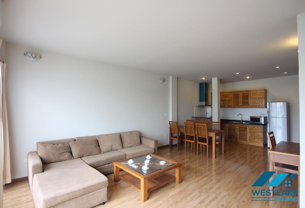 Affordable price 02 bedrooms apartment with West Lake view for rent on Tu Hoa street, Tay Ho, Ha Noi