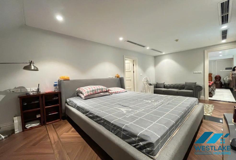 Morden duplex apartment with 4 bedrooms for rent in Ciputra, Tay Ho district, Ha Noi