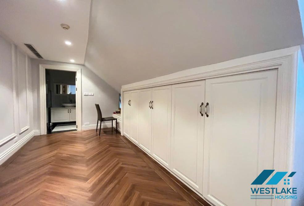 Morden duplex apartment with 4 bedrooms for rent in Ciputra, Tay Ho district, Ha Noi