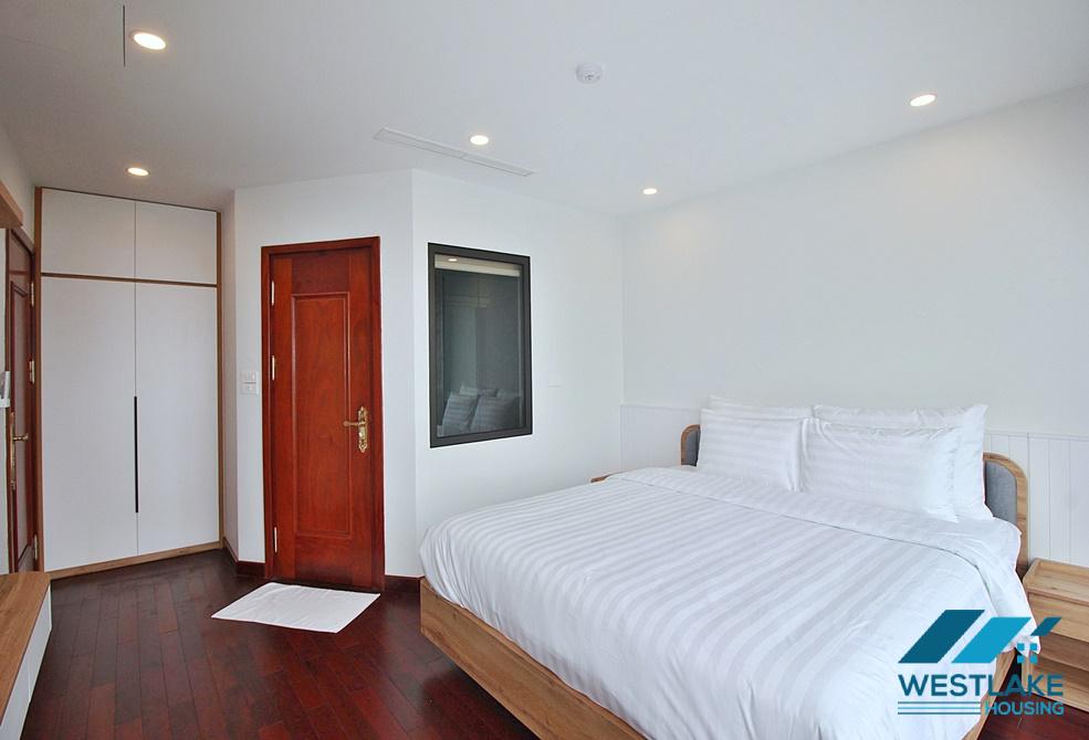 Cho Thuê Căn Hộ 02 Phòng Ngủ Mới Hiện Đại, View Hồ Trên đường Nhật Chiểu, Tây Hồ, Hà Nội