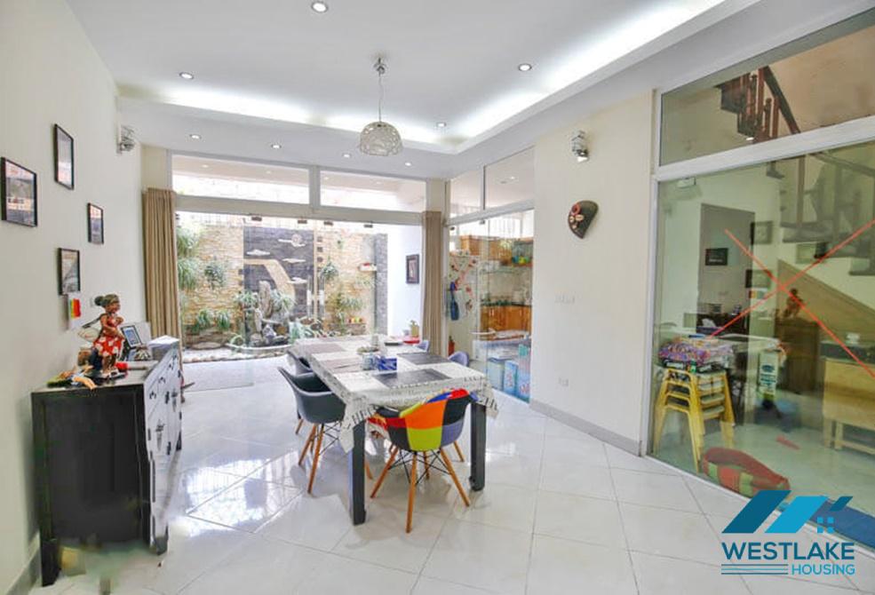 A lovely 5 bedroom house for rent in Tay Ho, Ha Noi