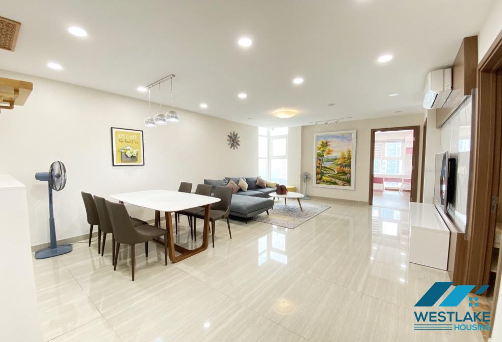 Căn hộ 3 phòng ngủ mới, đẹp cho thuê tại khu đô thị Ciputra