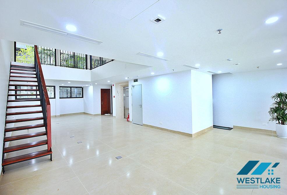 Cho Thuê Sàn Văn Phòng Thông Tầng, Vị Trí Đẹp Tại Phố Nhật Chiểu, Tây Hồ, Hà Nội