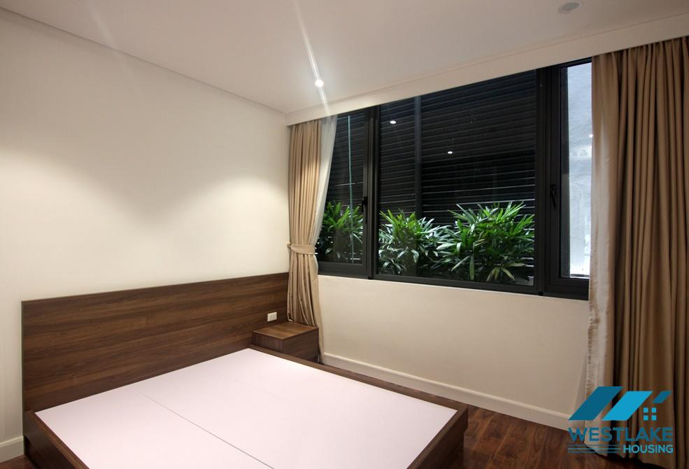 A modern 2 bedroom apartment for rent in Tay Ho, Ha Noi
