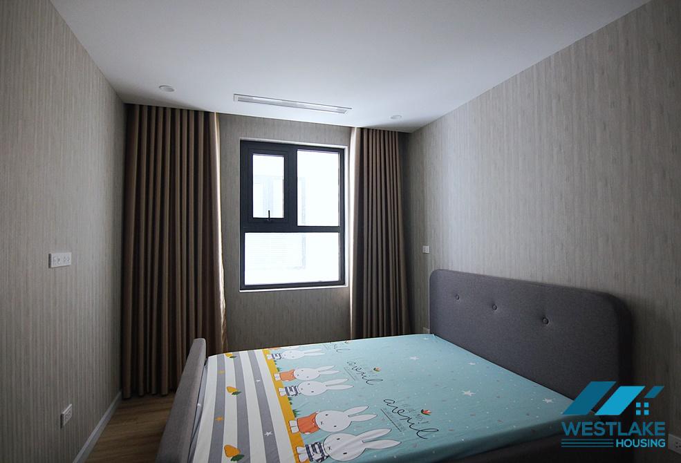 Cho thuê căn hộ cao cấp 3 phòng ngủ tại tòa B D' Le Roi Soleil, Xuân Diệu, Hà Nội
