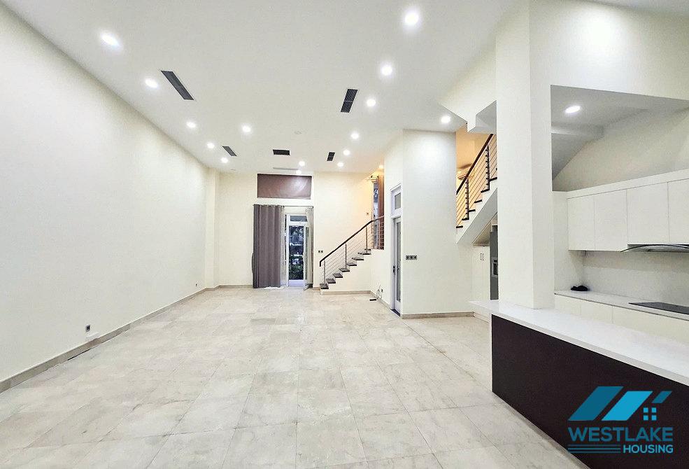 Gorgeous swimming pool villa rental in Q Block, Ciputra area, Ha Noi for rent