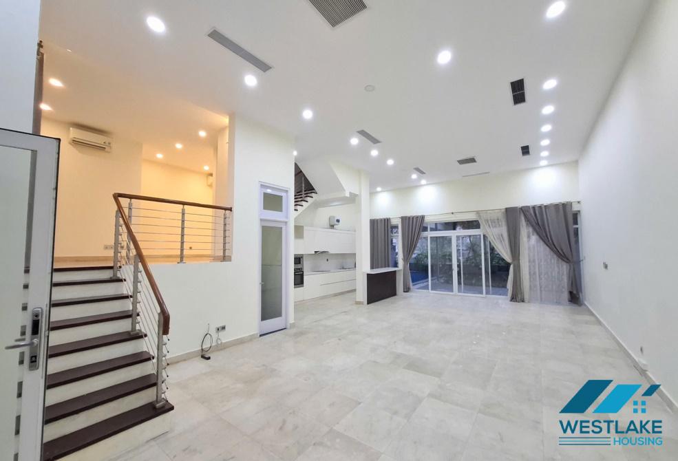 Gorgeous swimming pool villa rental in Q Block, Ciputra area, Ha Noi for rent
