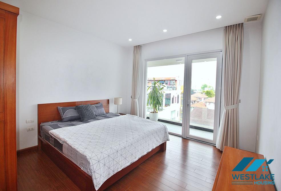 Căn Hộ 4 Phòng Ngủ Rộng, Thoáng Sáng Ở Vị trí Đẹp Cho Thuê Tại Khu Vực Tây Hồ, Hà Nội