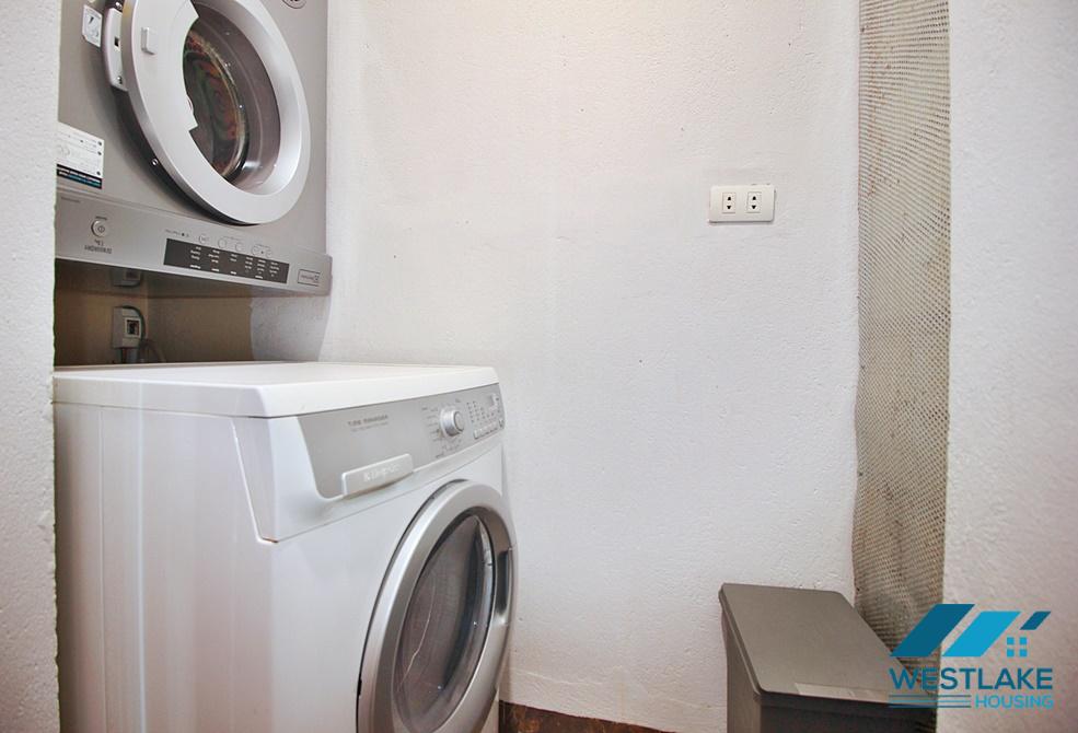 Căn Hộ 4 Phòng Ngủ Rộng, Thoáng Sáng Ở Vị trí Đẹp Cho Thuê Tại Khu Vực Tây Hồ, Hà Nội
