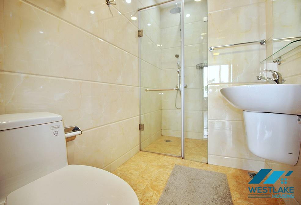 Căn Hộ 4 Phòng Ngủ Rộng, Thoáng Sáng Ở Vị trí Đẹp Cho Thuê Tại Khu Vực Tây Hồ, Hà Nội