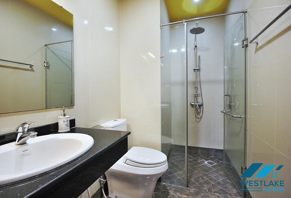 Căn Hộ 2 Phòng Ngủ Rộng Đẹp, Cho Thuê Tại Phố Quảng Khánh Tây Hồ, Hà Nội