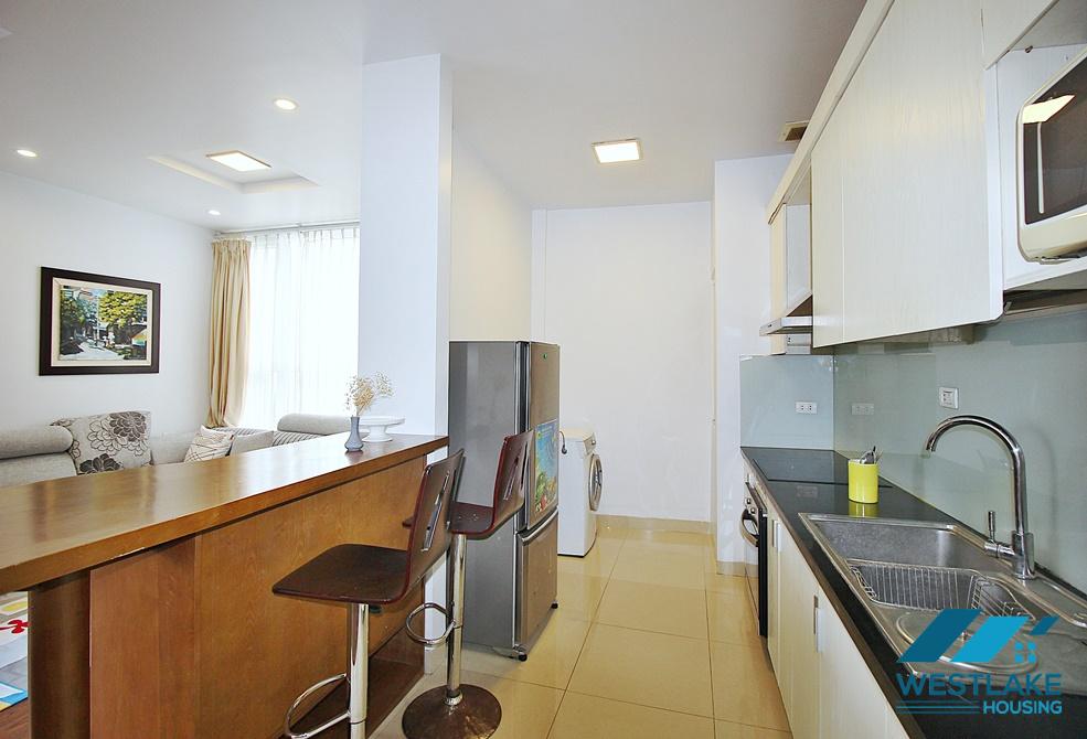 Căn Hộ 2 Phòng Ngủ Rộng Đẹp, Cho Thuê Tại Phố Quảng Khánh Tây Hồ, Hà Nội