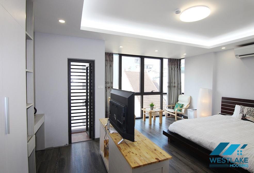 A bright and cozy 1 bedroom apartment for rent in Tay Ho, Ha Noi