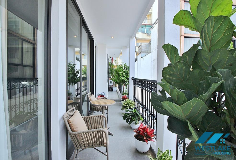 Gorgeous modern 04 bedrooms apartment in To Ngoc Van area, Tay Ho, Ha Noi for rent