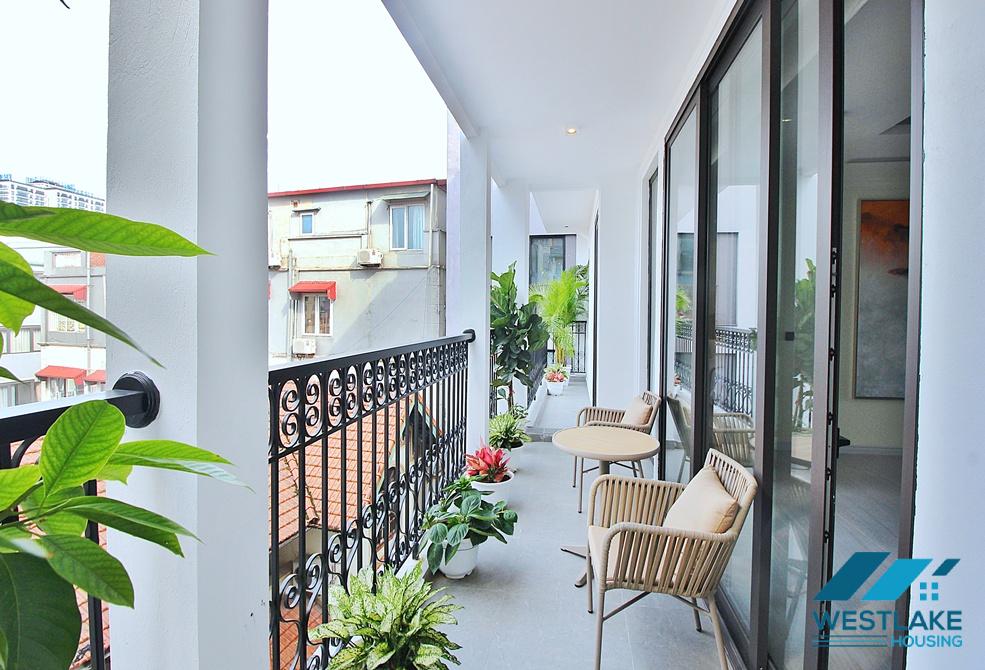 Gorgeous modern 04 bedrooms apartment in To Ngoc Van area, Tay Ho, Ha Noi for rent