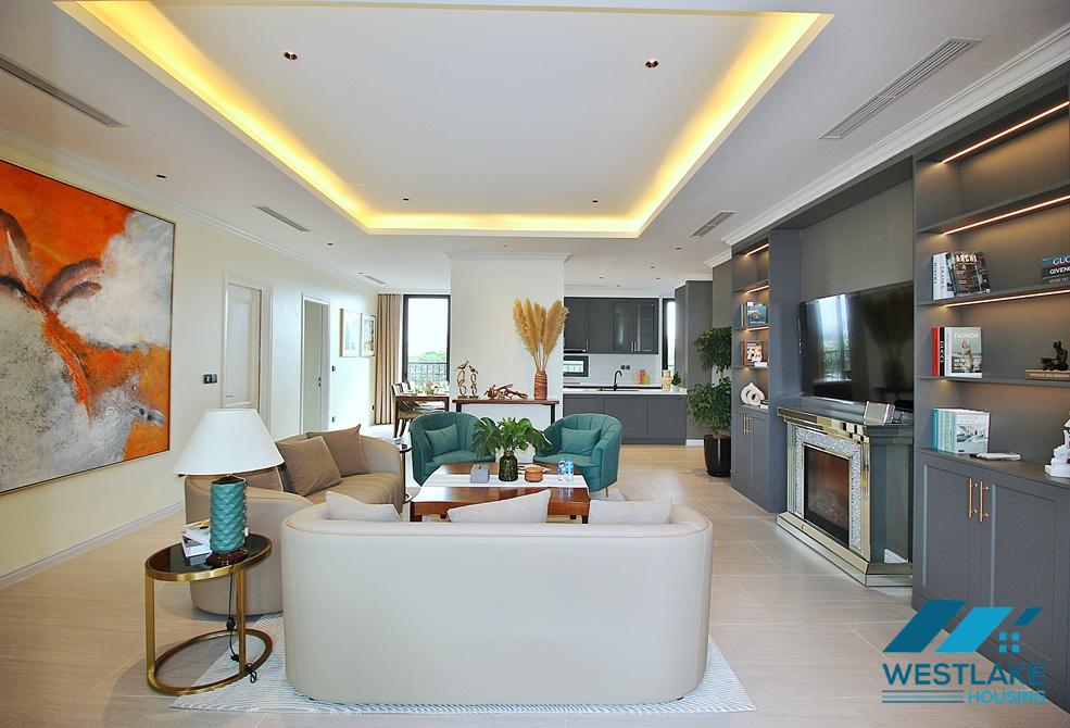 Gorgeous modern 04 bedrooms apartment in To Ngoc Van area, Tay Ho, Ha Noi for rent