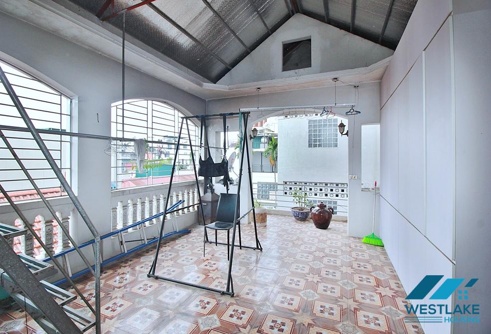 Cho Thuê Nhà 4 Phòng Ngủ Rộng, Sáng Thoáng Chất Lượng Tại Tây Hồ, Hà Nội