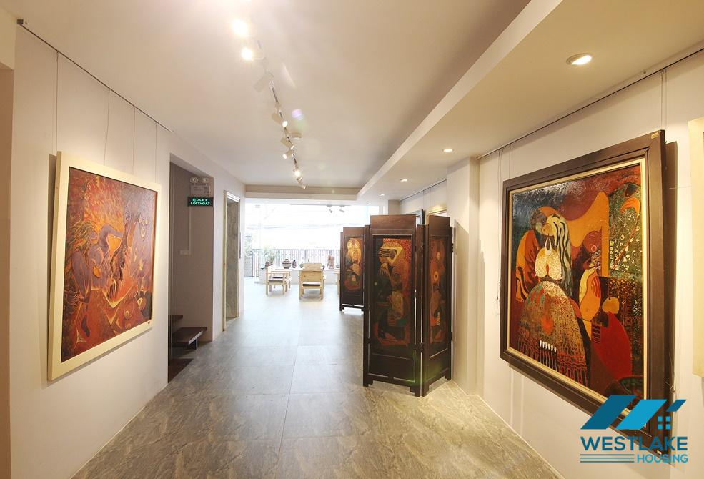 An office space or cafe for rent in Tay Ho, Ha Noi
