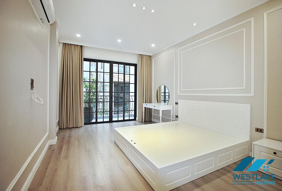 Cho Thuê Nhà 4 Phòng Ngủ Mới, Đẹp Hiện Đại Tại Tô Ngọc Vân Tây Hồ, Hà Nội