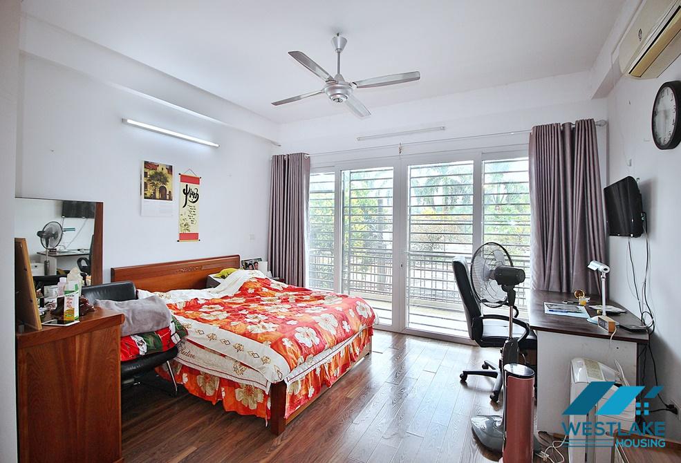 Nhà Đẹp 4 Phòng Ngủ Cho Thuê Tại Âu Cơ Tây Hồ, Hà Nội
