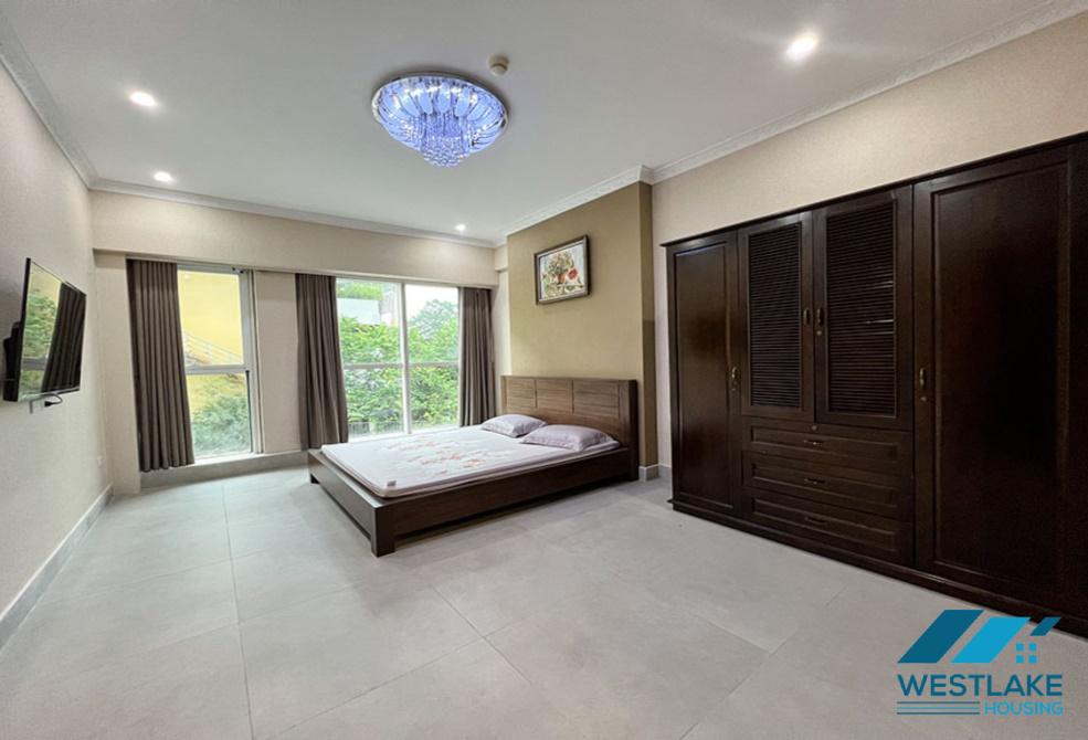 Cho thuê căn hộ diện tích lớn tại Ciputra, tòa L