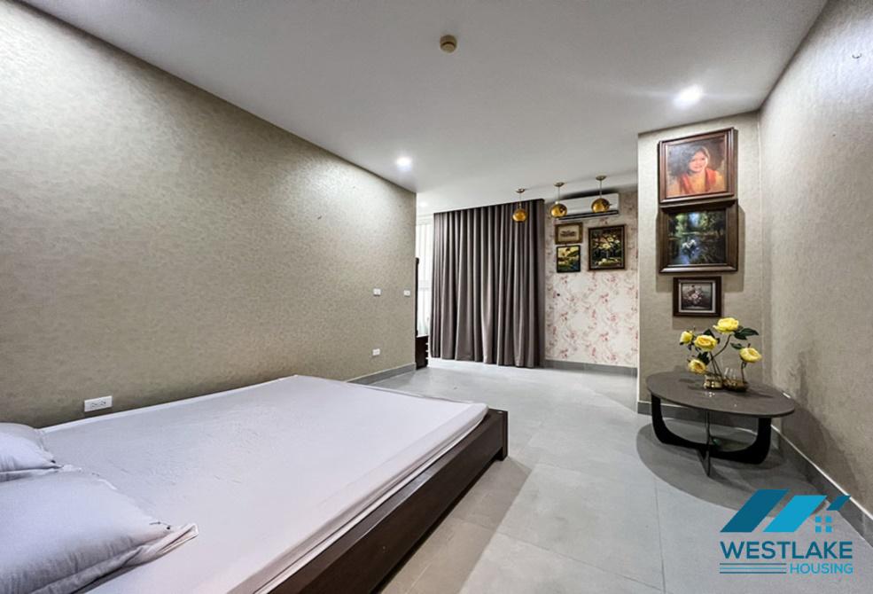 Cho thuê căn hộ diện tích lớn tại Ciputra, tòa L