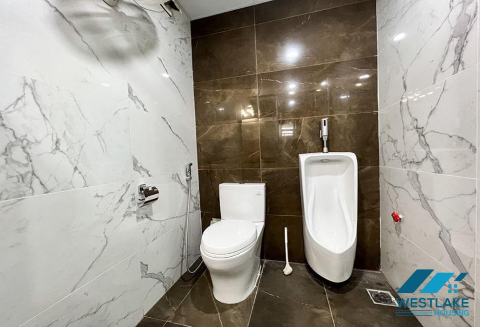 Cho thuê căn hộ diện tích lớn tại Ciputra, tòa L