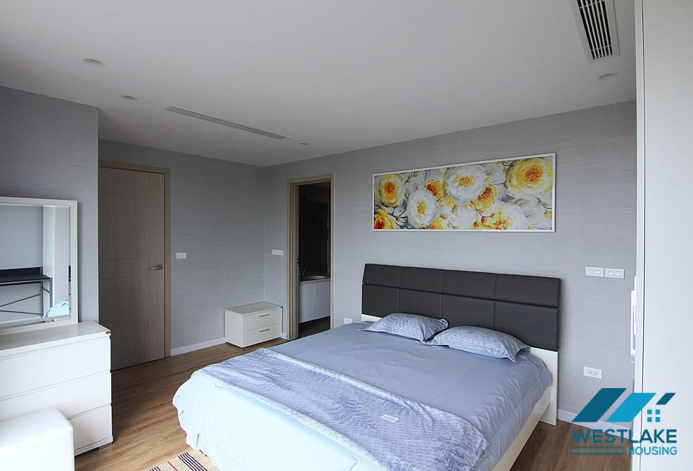 A luxury 3 bedrooms apartment for rent in B building D' Le Roi Soleil, Xuan Dieu, Ha Noi