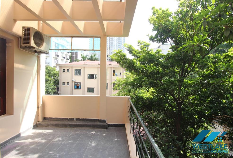 A good house for rent in Tay Ho for cafe, restaurant