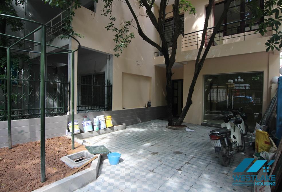 A good house for rent in Tay Ho for cafe, restaurant