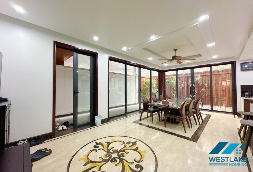 Cho thuê nhà 05 phòng ngủ đầy đủ nội thất tại Khu G, Ciputra, Tây Hồ, Hà Nội