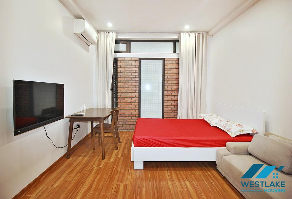 Cho Thuê Căn Hộ Studio Mới Giá Rẻ Tại Đặng Thai Mai, Tây Hồ
