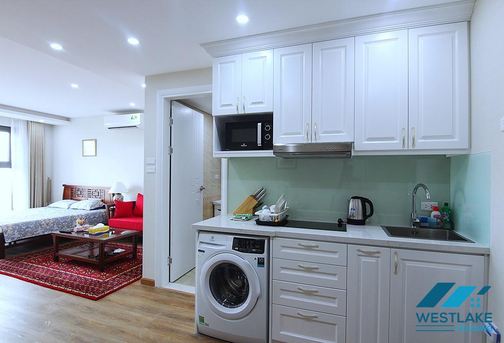 Cho thuê căn hộ studio đẹp tại tòa nhà D' Le Roi Soleil, Xuân Diệu, Tây Hồ