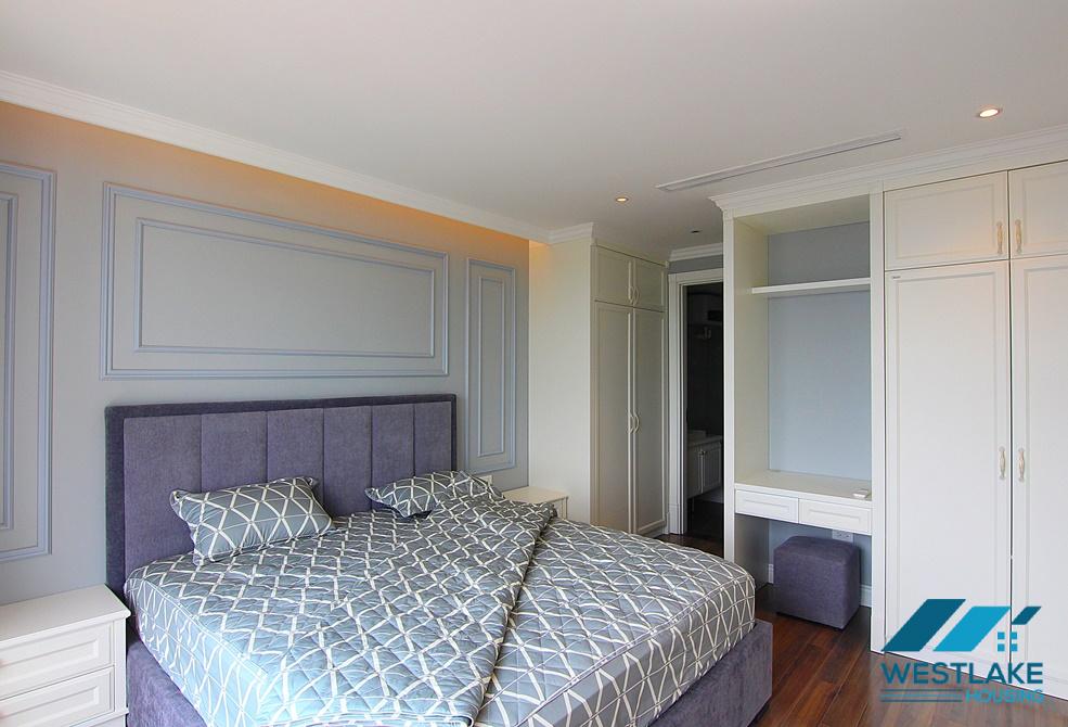Lake view- 02 bedrooms apartment for rent in  D'Le Roi Soleil, Xuan Dieu st, Tay Ho, Ha Noi