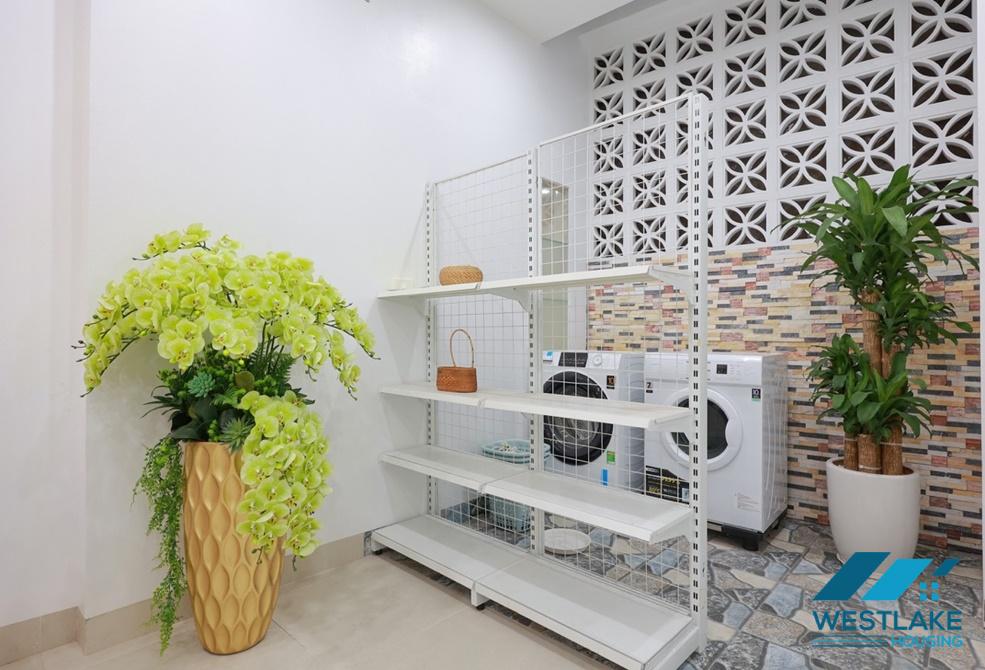 Cho Thuê Căn Hộ Studio Mới, Đẹp Tại Xuân Diệu, Tây Hồ, Hà Nội