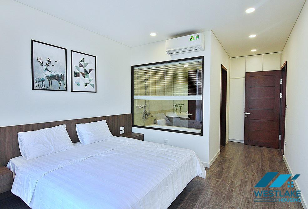Beautiful 2 bedrooms apartment for rent in Tay Ho District, Ha Noi