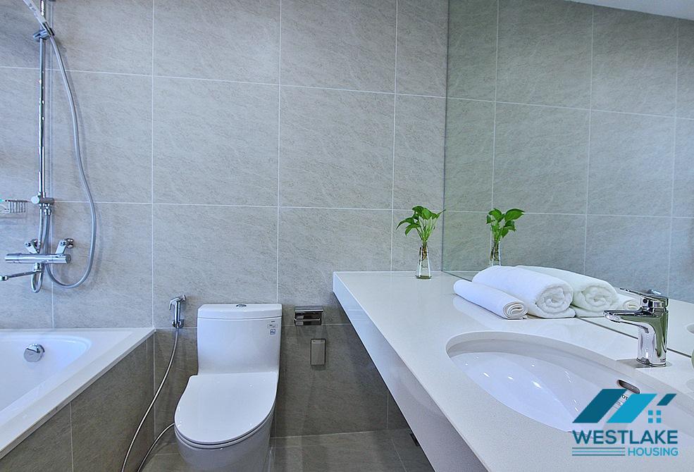 Beautiful 2 bedrooms apartment for rent in Tay Ho District, Ha Noi