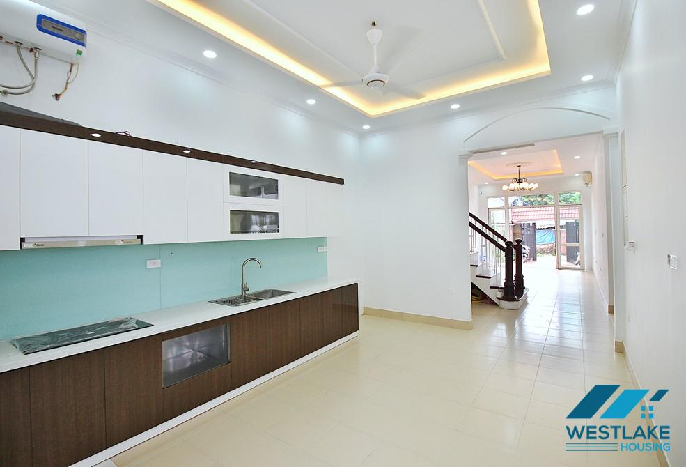 Unfurnished 4 bedroom house for rent in Dang Thai Mai, Tay Ho