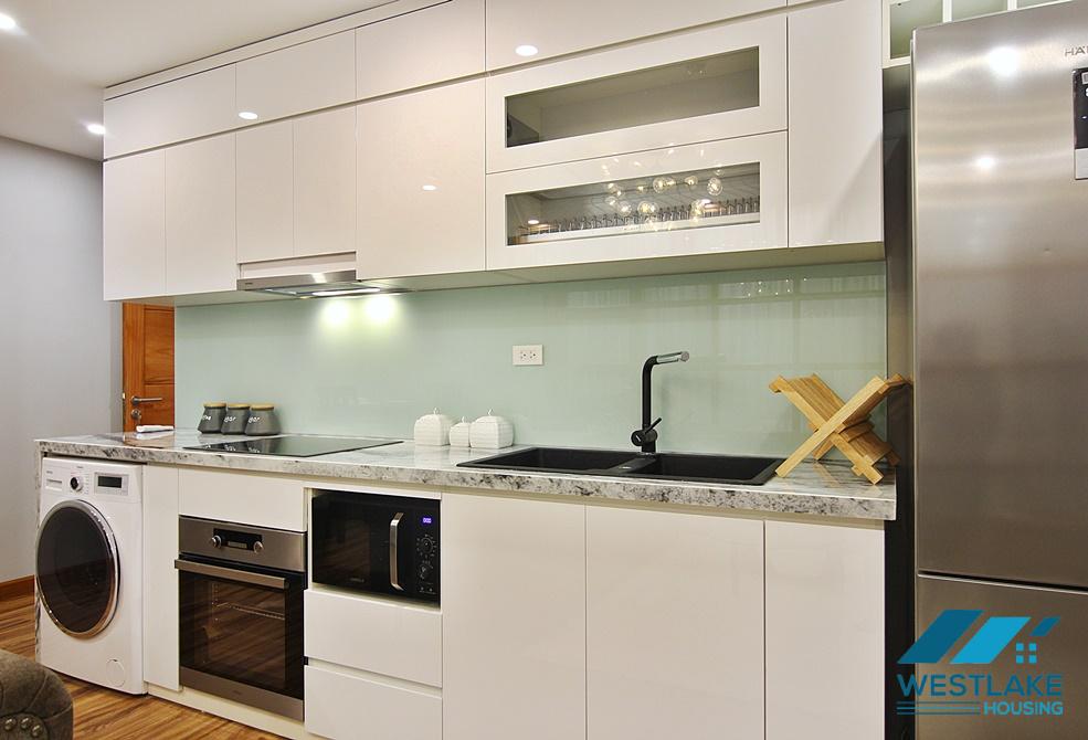 Căn hộ 1 phòng ngủ mới và đẹp tại D' Leroi soleil, Xuân Diệu, Tây Hồ