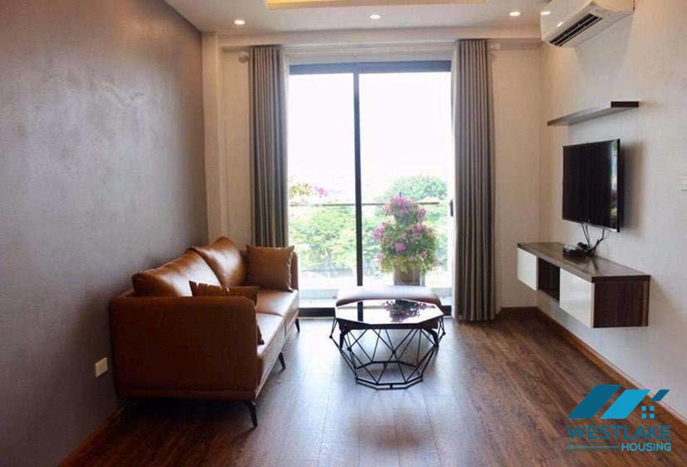 Bright one bedroom apartment for rent on Xuan La street, Tay Ho, Ha Noi