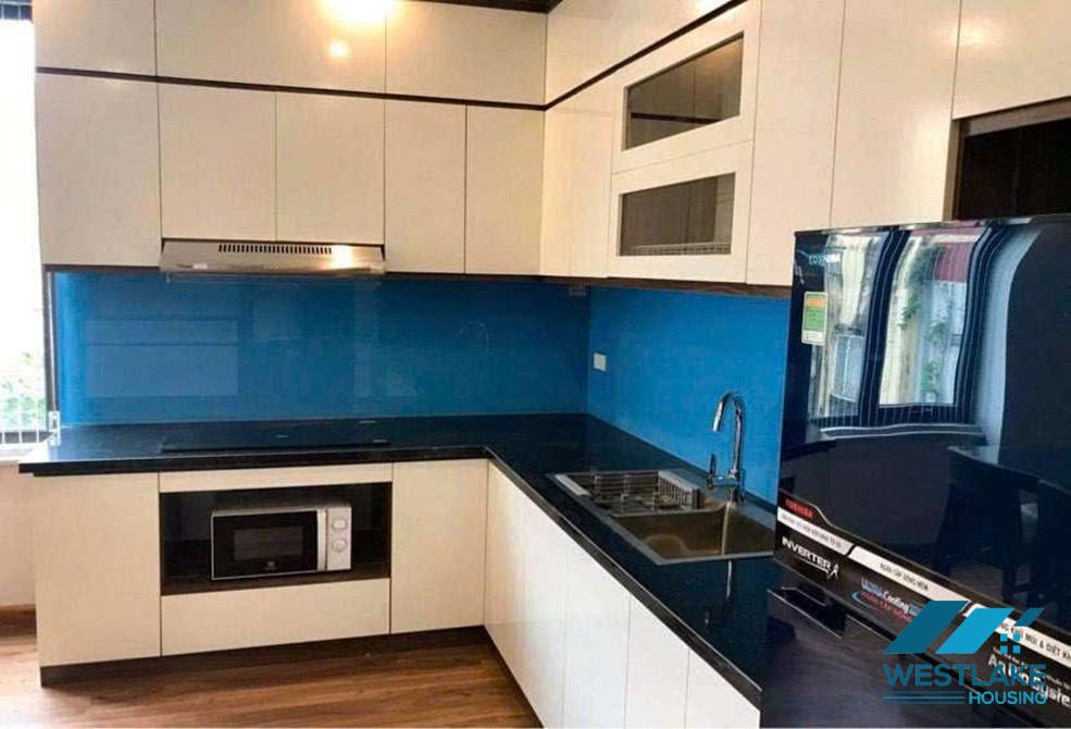 Bright one bedroom apartment for rent on Xuan La street, Tay Ho, Ha Noi