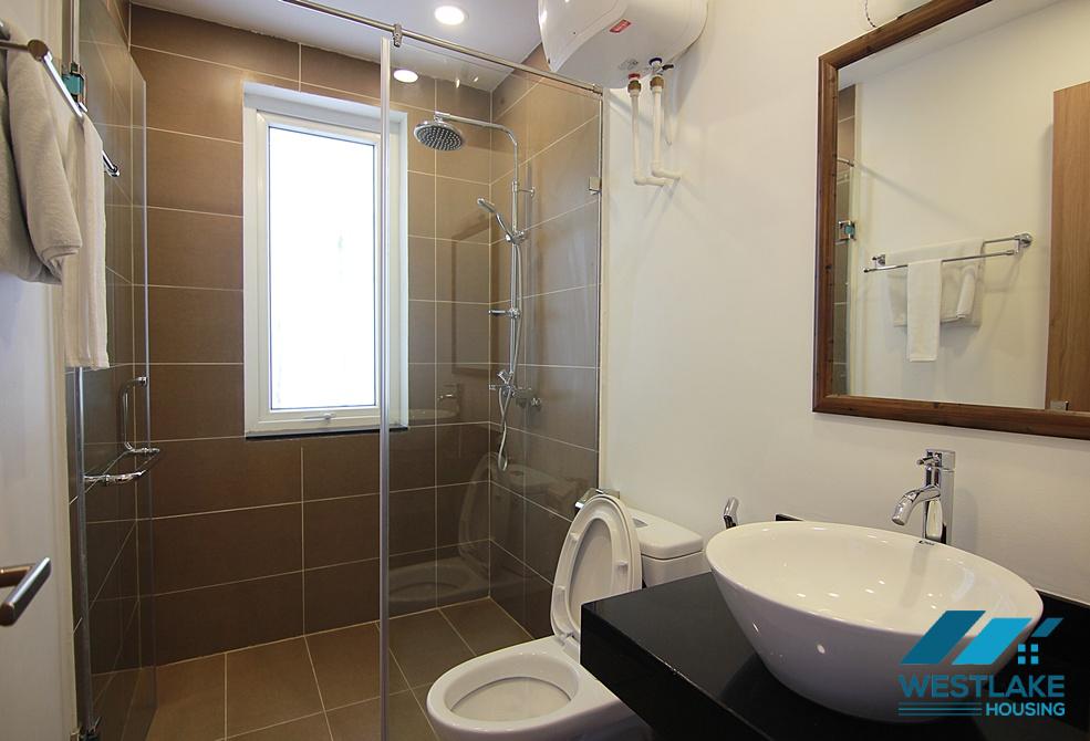 One bedroom serviced apartment on high floor for rent in Tay Ho, Ha Noi