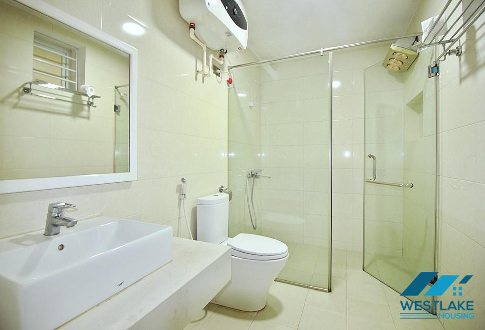 Nhà Đẹp 4 Phòng Ngủ, Sân Vườn Rộng Sáng Thoáng Cho Thuê Tại Tây Hồ, Hà Nội